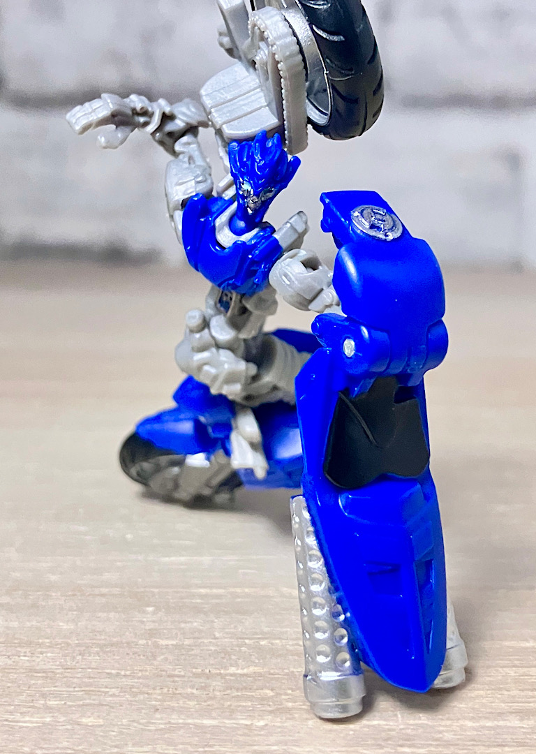 トランスフォーマースタジオシリーズ SS-41 クロミア・アーシー