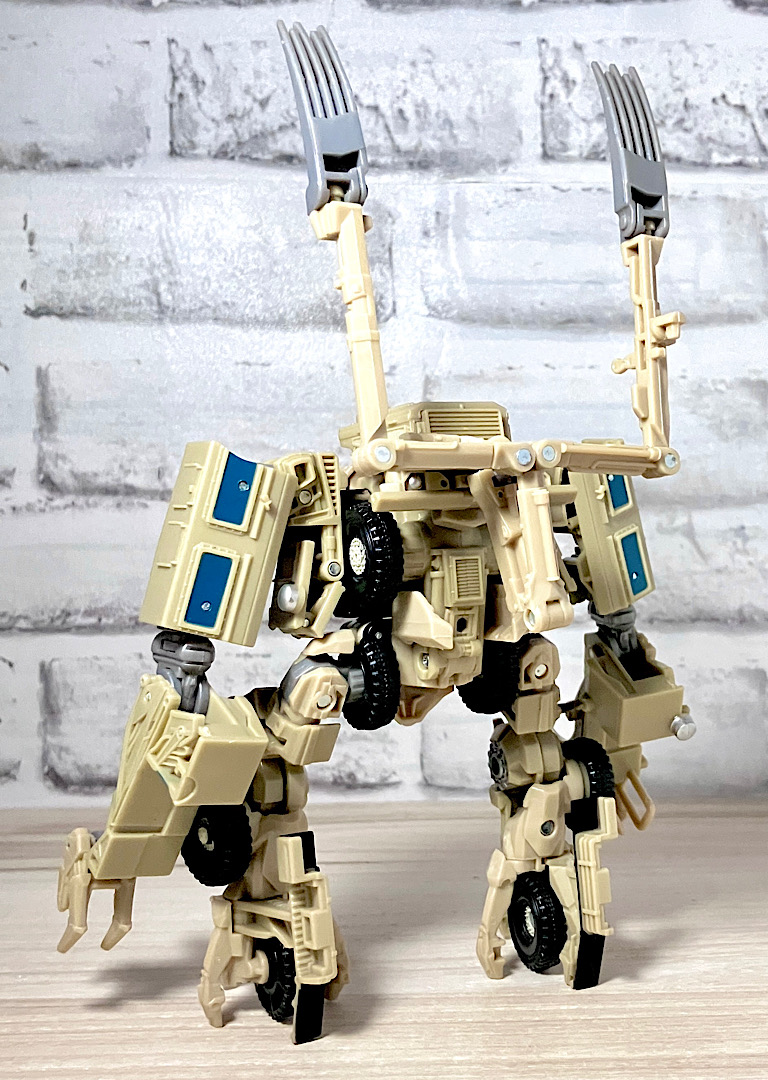 スタジオシリーズ SS-24 ボーンクラッシャー トランスフォーマースタジオシリーズ SS-24ボーンクラッシャー